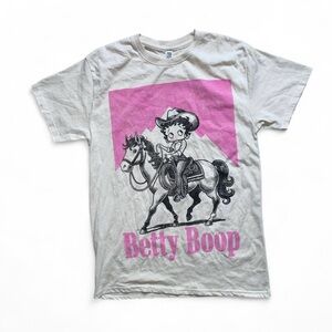 Betty Boop as a cowgirl horse riding t-shirt in stone and pink size medium New